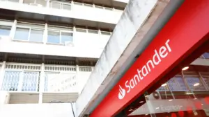 Santander paie 22,5 millions pour éviter un procès en France.