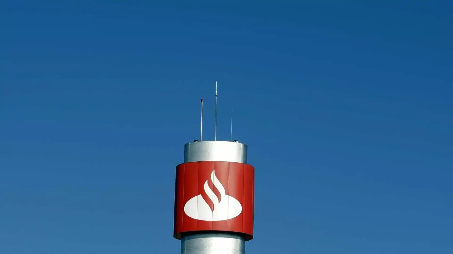 Santander respecte les exigences minimales prudentes de la BCE pour 2026.