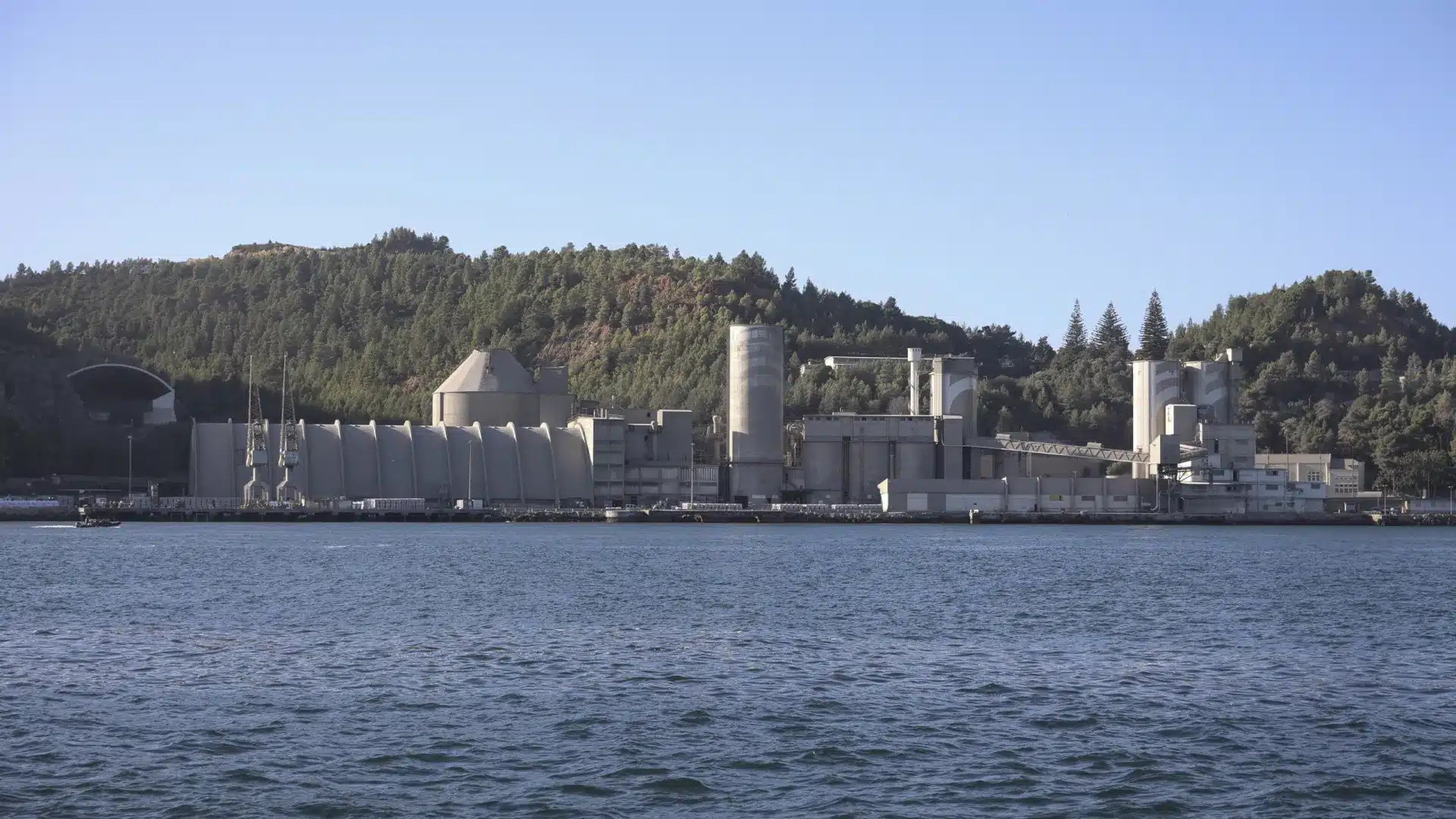 Semapa vend la cimenterie Secil à l'espagnole Molins pour 1,4 milliard.