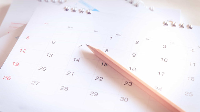 Não esquecer: Amanhã há tolerância de ponto. É feriado? Para quem? 