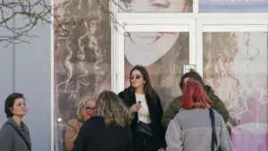 Travailleurs de Rhmais et de Randstad au service de Vodafone en grève