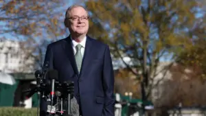 Trump désigne Kevin Hassett comme favori pour diriger la Fed.