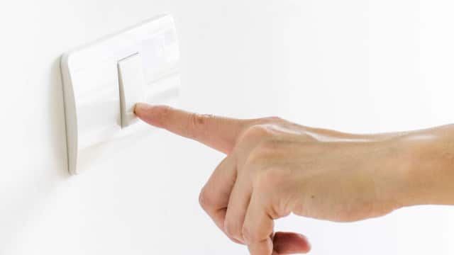 Vem aí mais um domingo com falhas de luz. Confira em que localidades