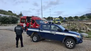 Un vieil homme meurt sur la plage de Porto da Areia Sul à Peniche.