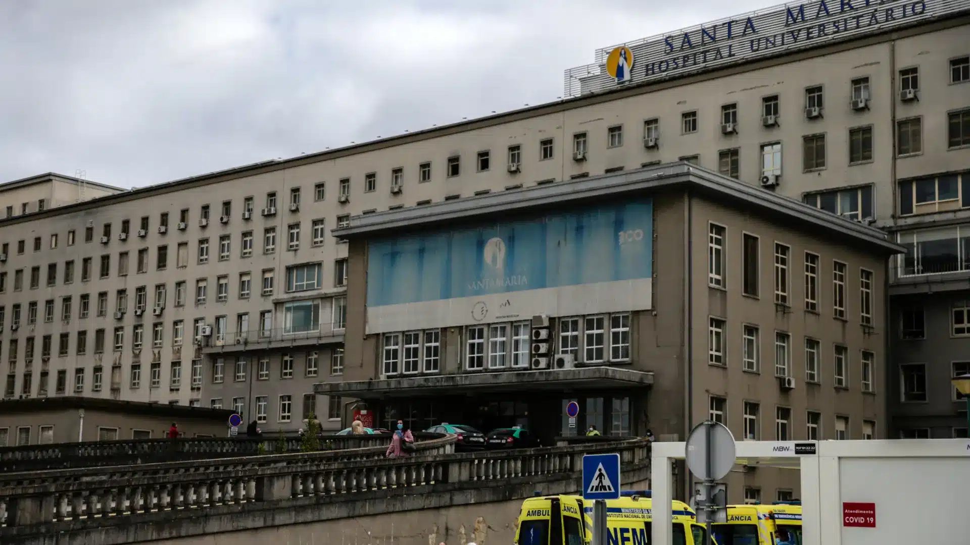 Urgences ? Le temps d'attente moyen est de près de 3 heures pour les patients urgents.
