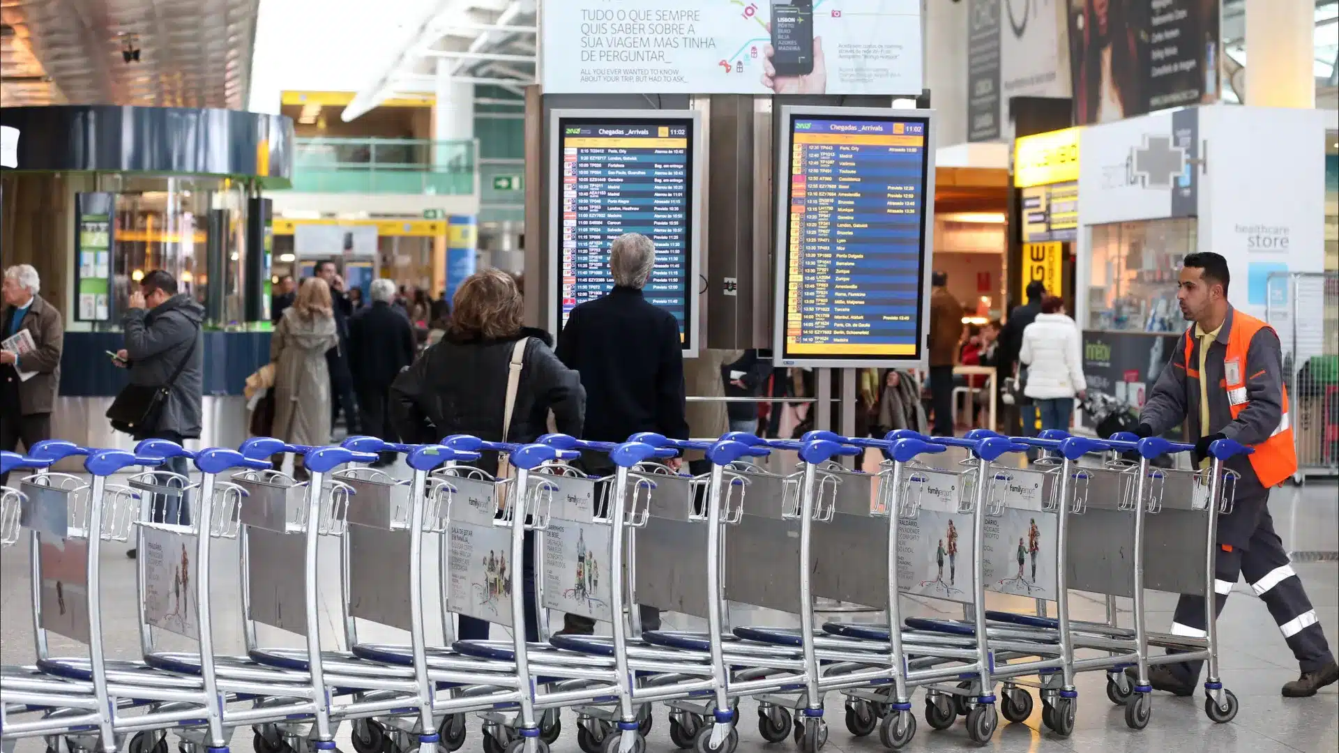 Vas voyager ? Travailleurs de SPdH/Menzies en grève pendant le réveillon du Nouvel An.