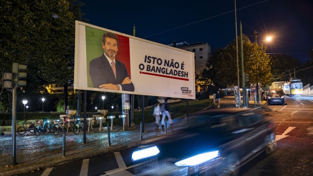 Ventura devra "respecter la loi". Quand retirera-t-il les affiches contre les Roms ?