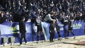 3 supporters exclus de la finale de la Coupe de la Ligue pour cause de pyrotechnie et ivresse