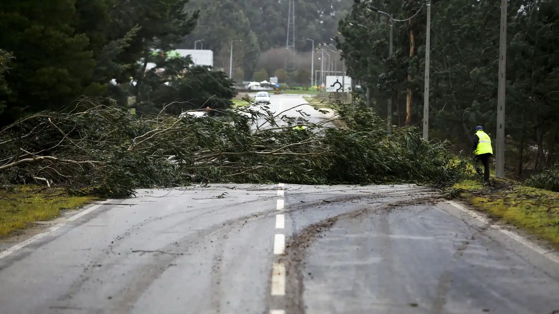 À LA MINUTE : Aube avec 100 occurrences ; Mauvais temps s'aggrave demain