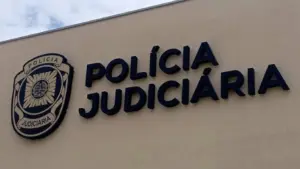 A tenté de tuer un collègue en 2021 et s'est enfui en Espagne. La PJ l'a arrêté en France.