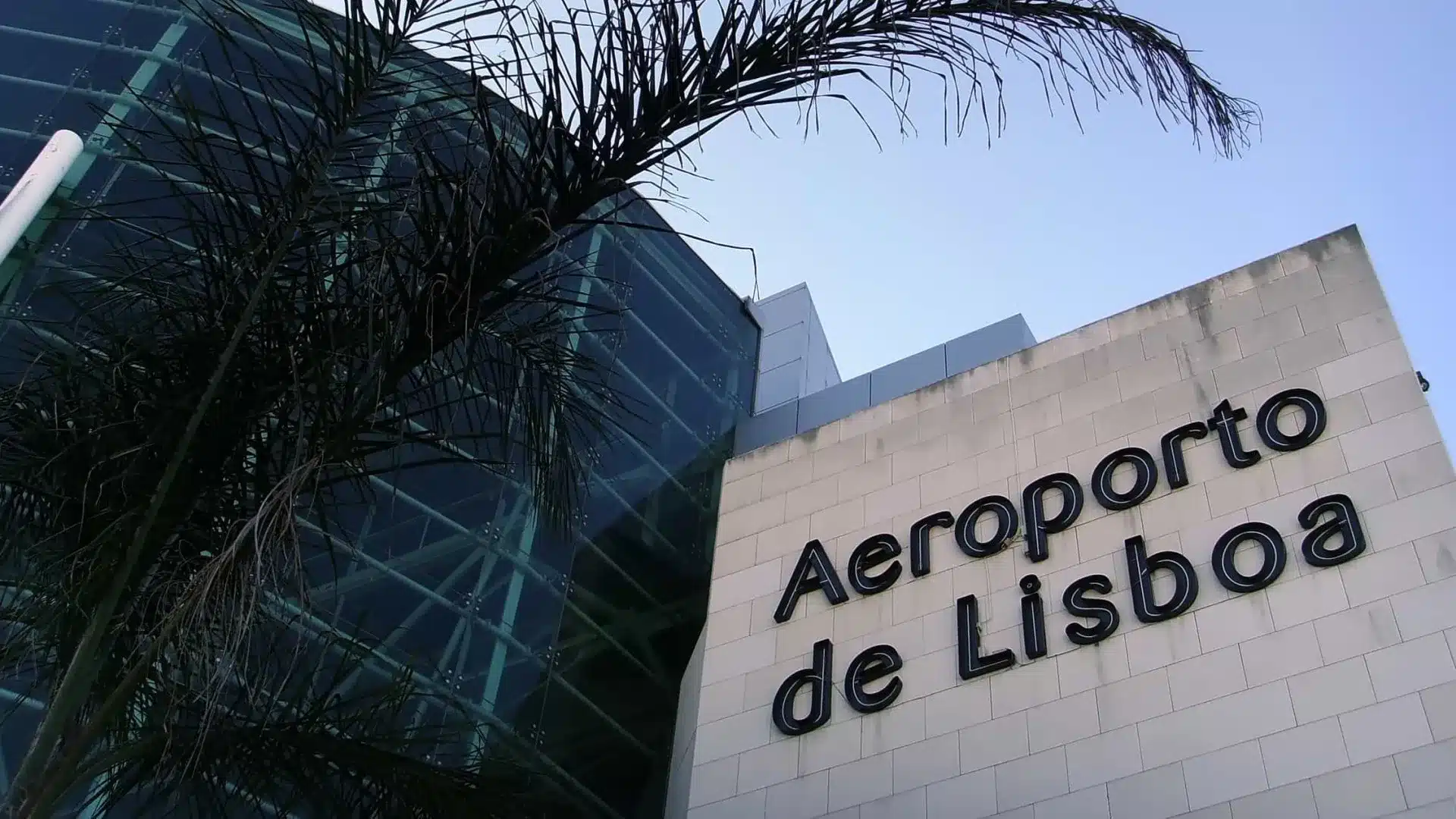 Aéroport ? Les coûts pour les personnes et la ville s'élèvent à 12 milliards en 10 ans.