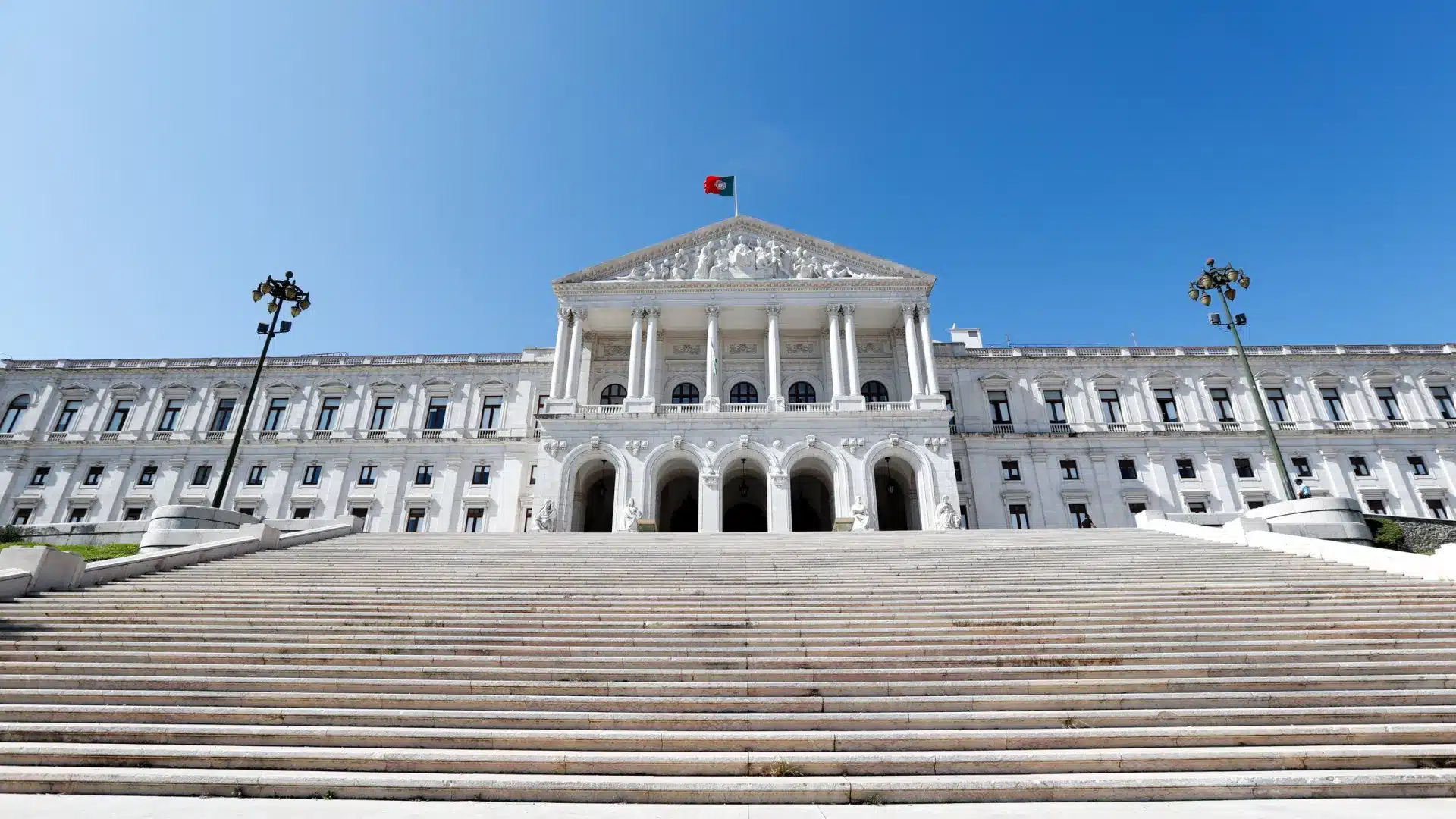 AJPAR préoccupés par l'action de la sécurité de l'AR envers le reporter