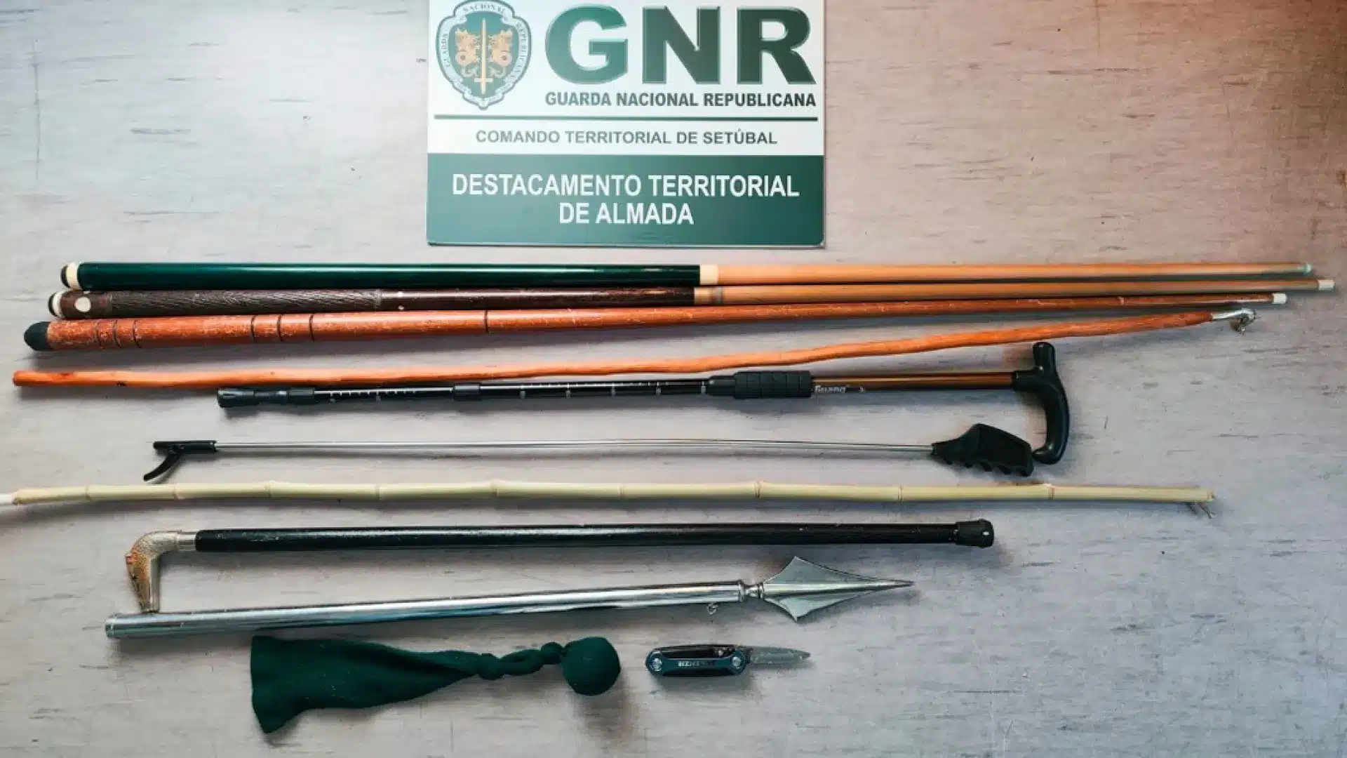 Après avoir tiré sur la GNR et avoir également été atteint, un homme âgé est arrêté à Almada.