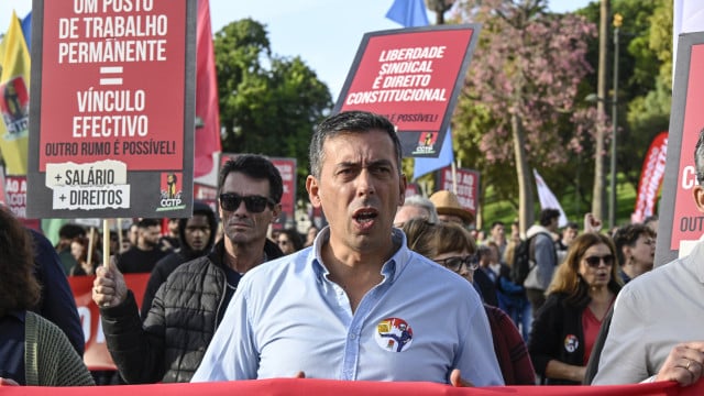 "As imagens de la manifestation de la CGTP"