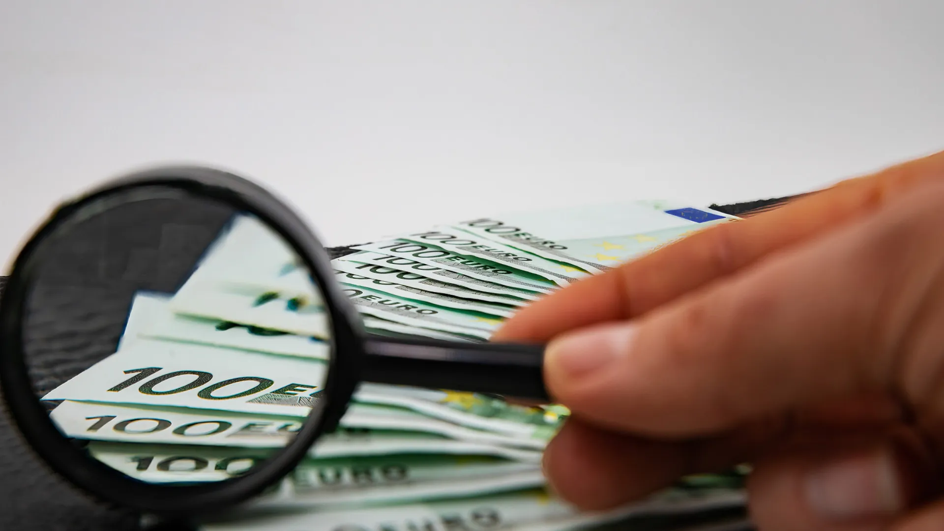 Attention ! Cet organisme ne peut pas exercer d'activité financière au Portugal.