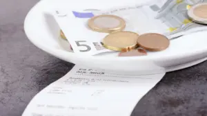 Augmentation de l'indemnité de repas coûte 106,3 millions. Rappelez-vous les montants.