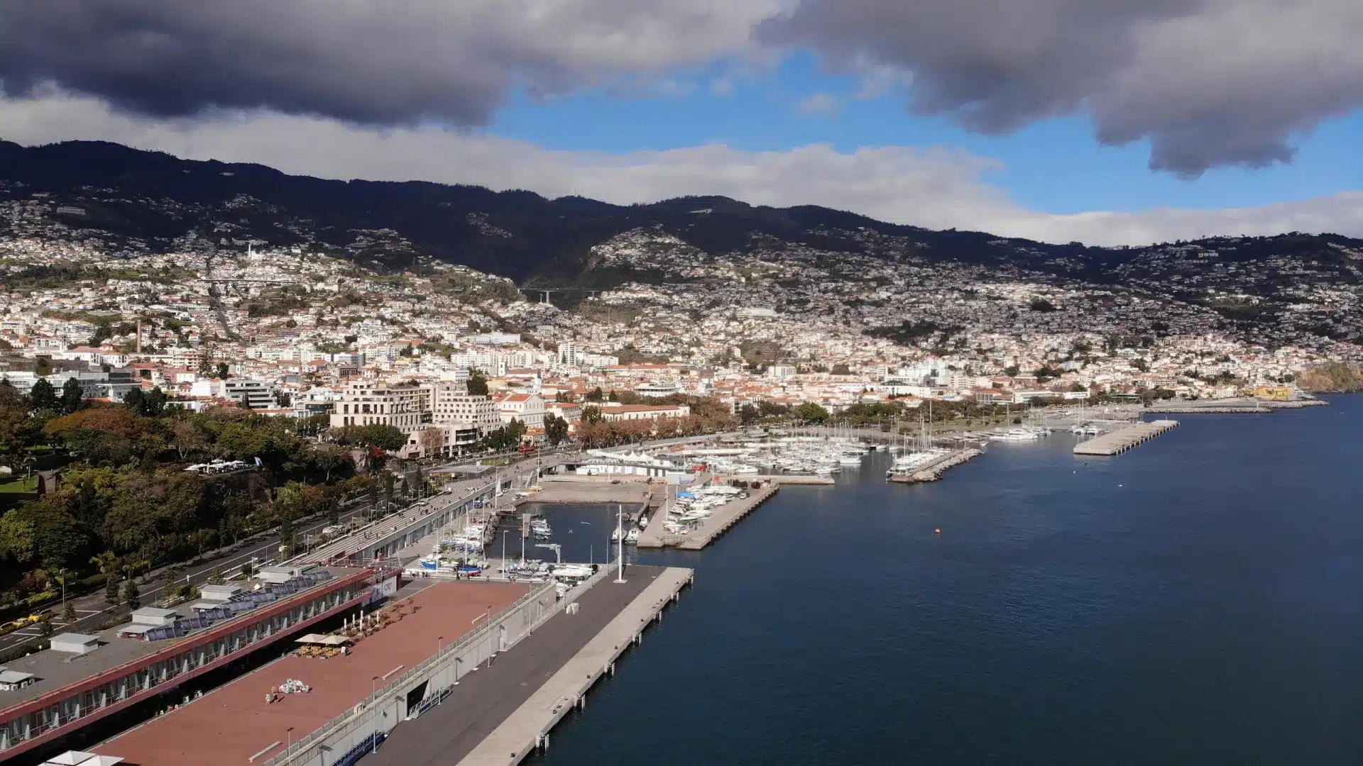 Capitaine du Funchal prolonge l'avis de forte agitation maritime