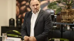 Commissaire européen à Marinha Grande en visite dans les zones touchées