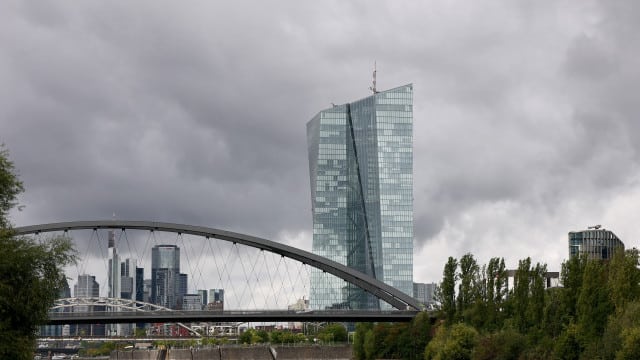 Corrida à vice-présidence de la BCE : le gouvernement présente une candidature et lance Centeno