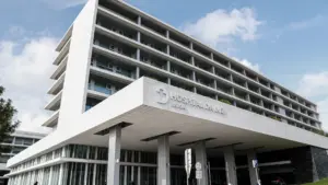 Fidelidade conclut la vente de 40 % de Luz Saúde. Découvrez à qui.