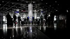 GNR précise que 24 personnes renforceront l'aéroport de Lisbonne mardi.