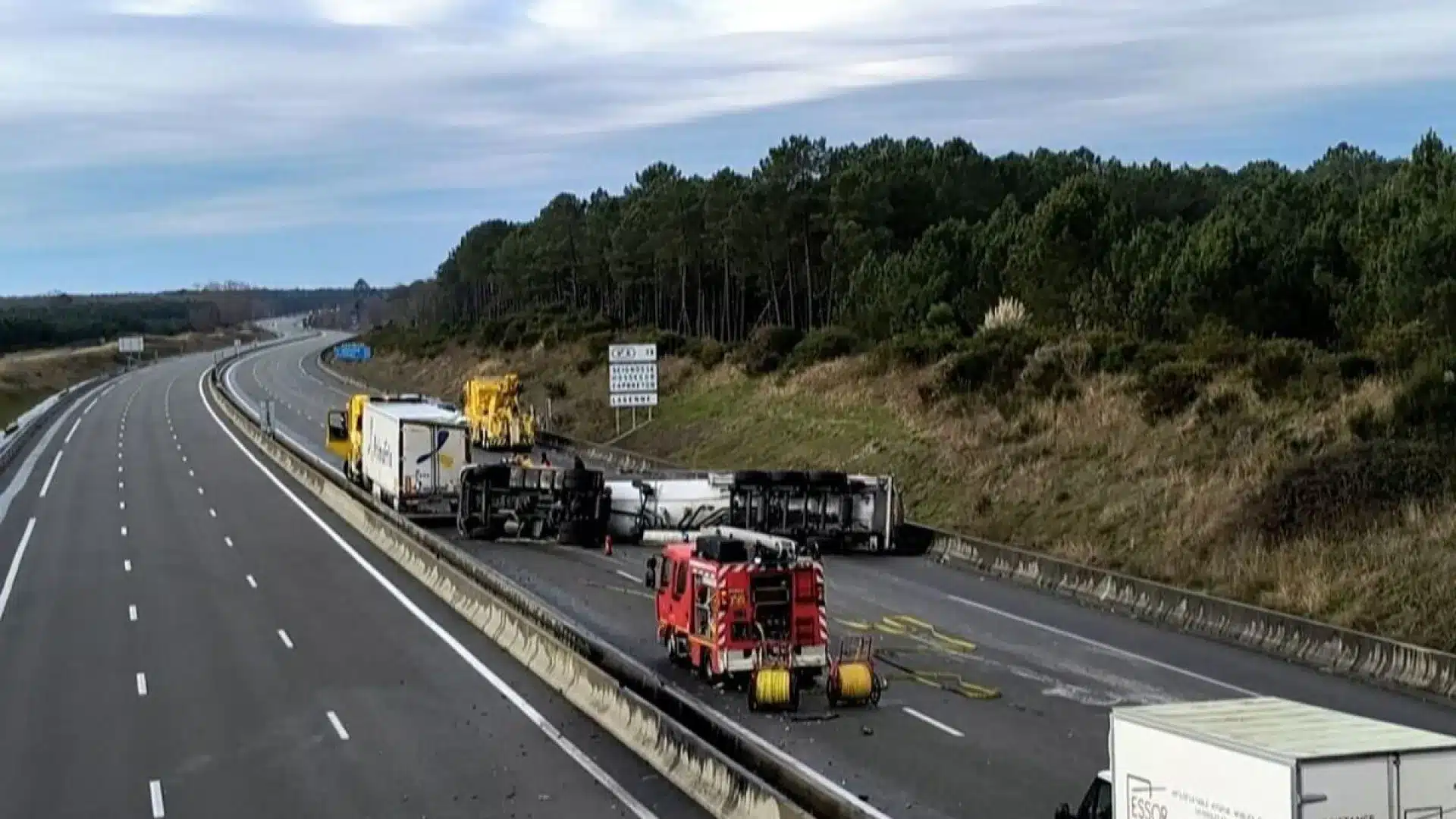Il n'y a pas de Portugais parmi les victimes mortelles de l'accident en France, dit MNE.