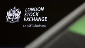 La Bourse de Londres dépasse les 10 000 points pour la première fois.