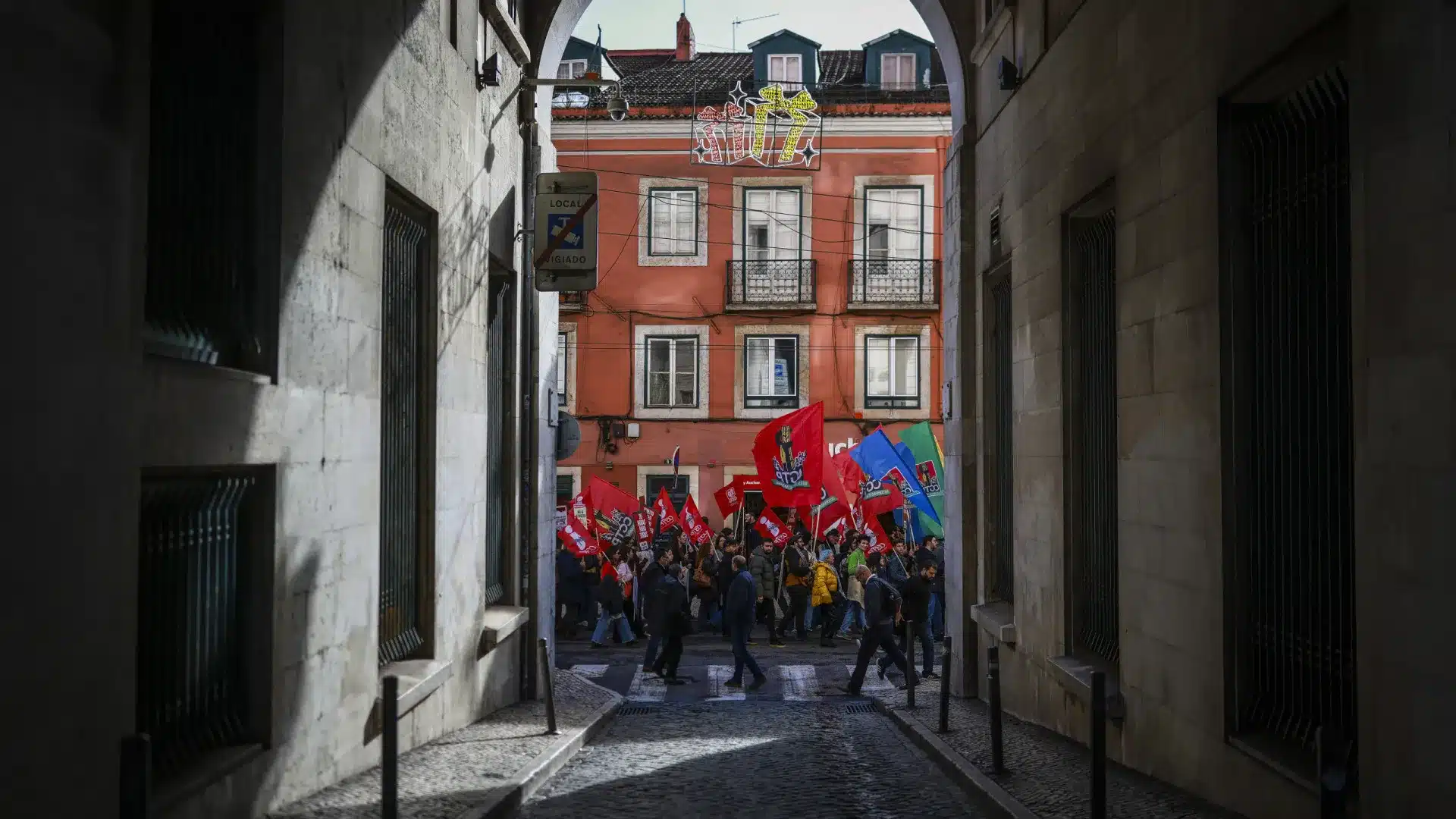 La CGTP veut abroger les banques d'heures et l'adaptabilité du travail.