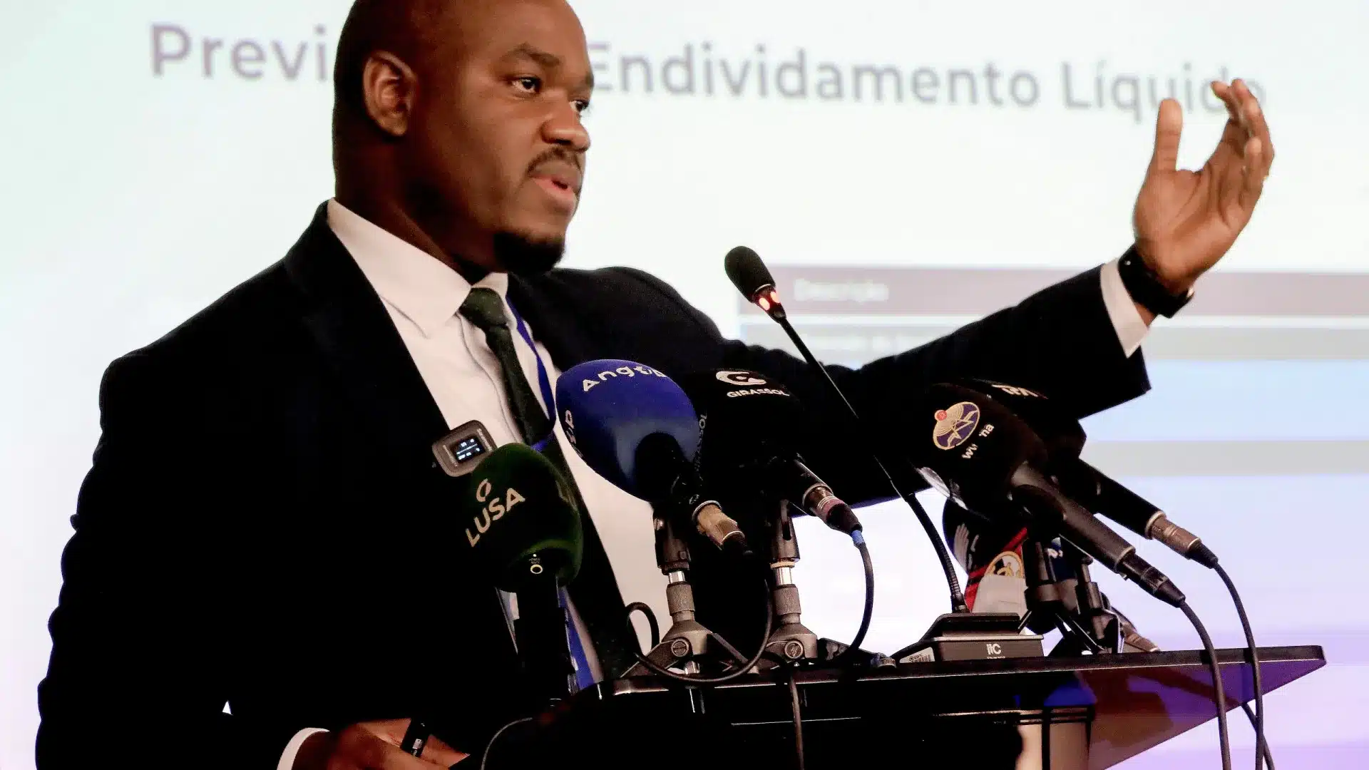 La Chine a cessé d'être le plus grand créancier de l'Angola en 2025. Et maintenant