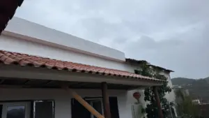 La famille décrit la nuit où elle s'est retrouvée sans toit : "La maison est inhabitable".