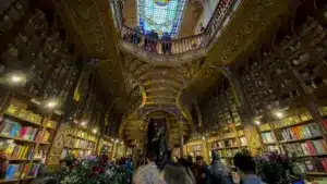 La librairie la plus belle du monde est portugaise et fête son anniversaire. Entrée gratuite.