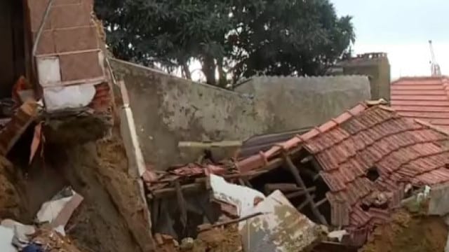 La municipalité de Setúbal nie l'effondrement de la maison. Il y a eu une "chute de pierres".