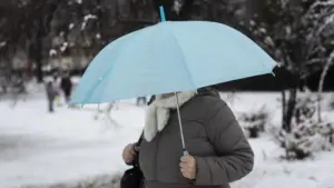 La pluie continue et le froid "s'intensifie". Quel temps fera-t-il vendredi ?