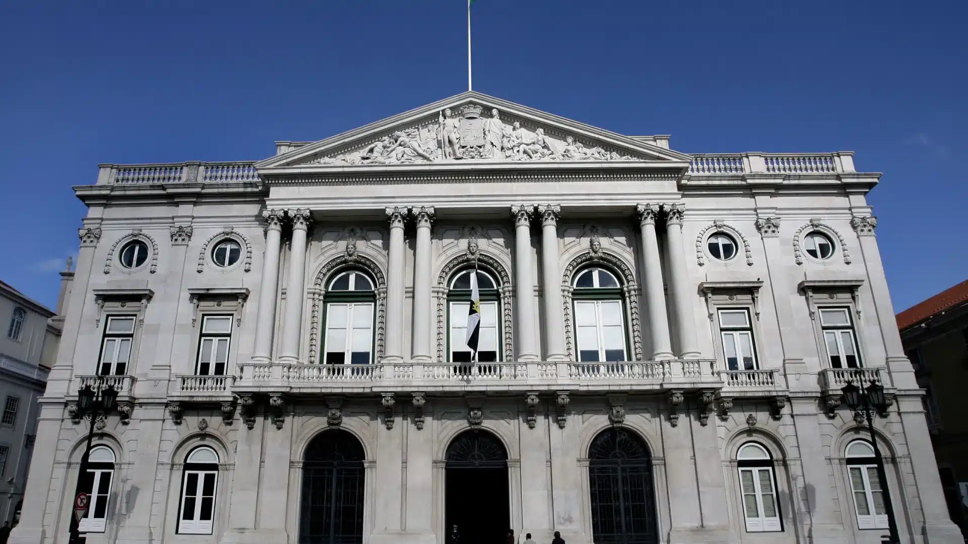 L'Assemblée municipale de Lisbonne approuve un budget de 1,345 milliard