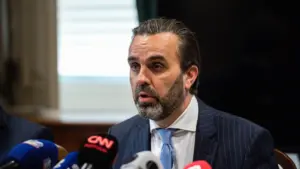 Le bâtonnier voit le retour des diplômes comme une opportunité pour renforcer le SNS