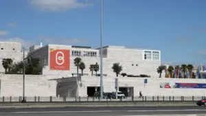 Le CCB revisite les œuvres de Vera Mantero qui interrogent le corps et le monde.