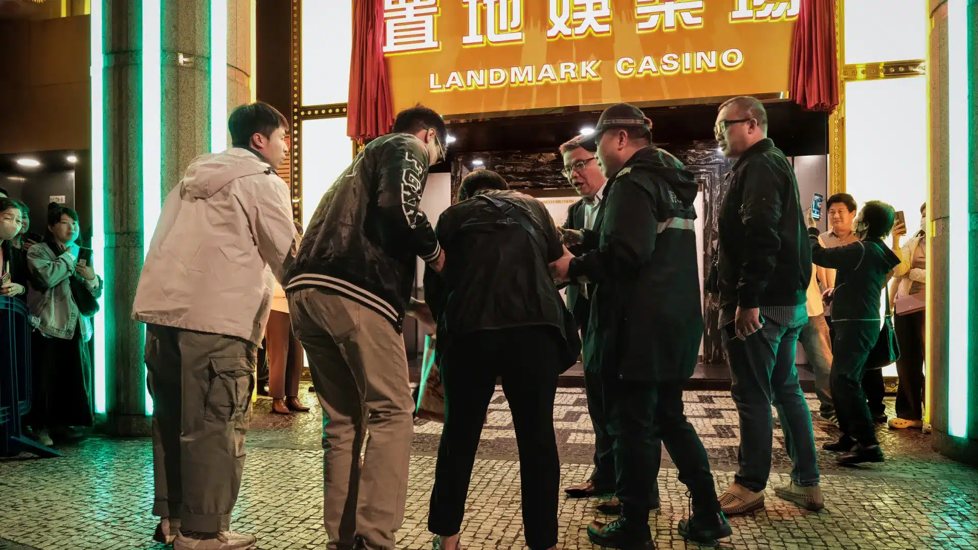 Le chômage monte à 1,8 % à Macao après la fermeture de dix casinos satellites.