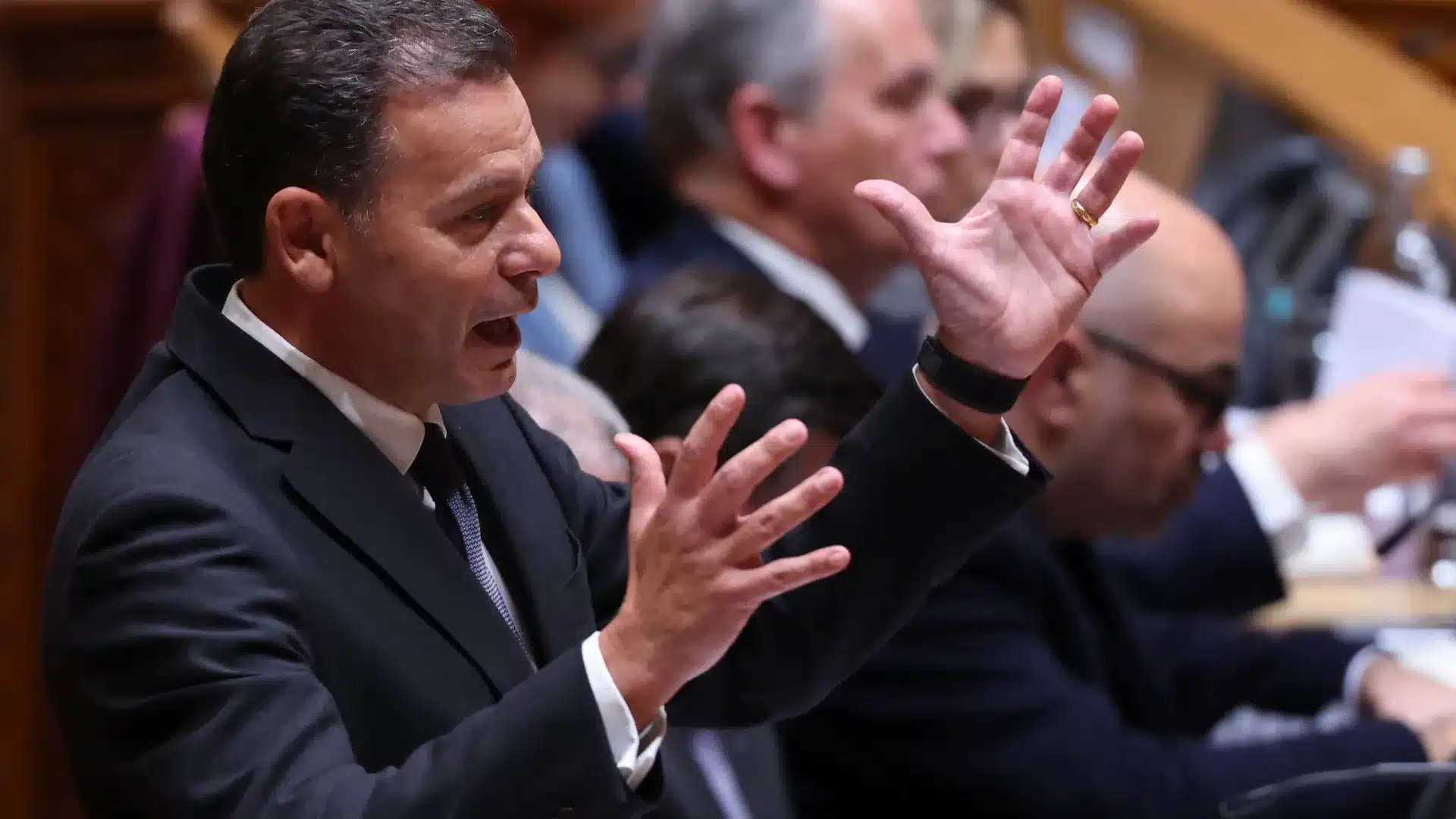 Le Monténégro considère comme un "abus" d'attribuer la mortalité à un manque d'assistance.