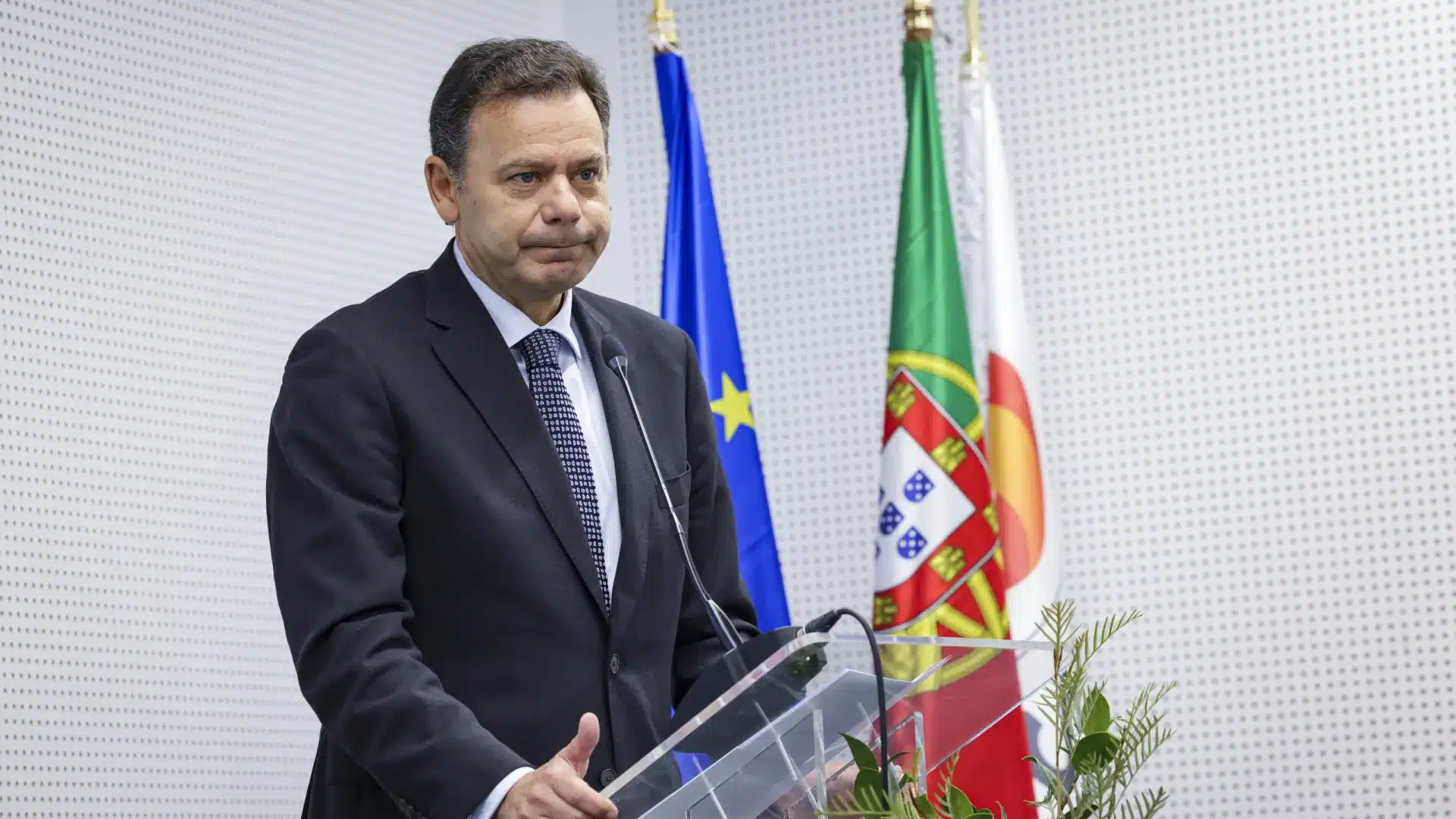 Le Monténégro manifeste sa solidarité et se rend disponible pour soutenir le Portugal.