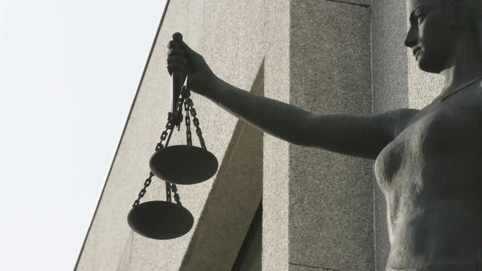 Le tribunal de Porto condamne 23 accusés pour trafic de drogue.