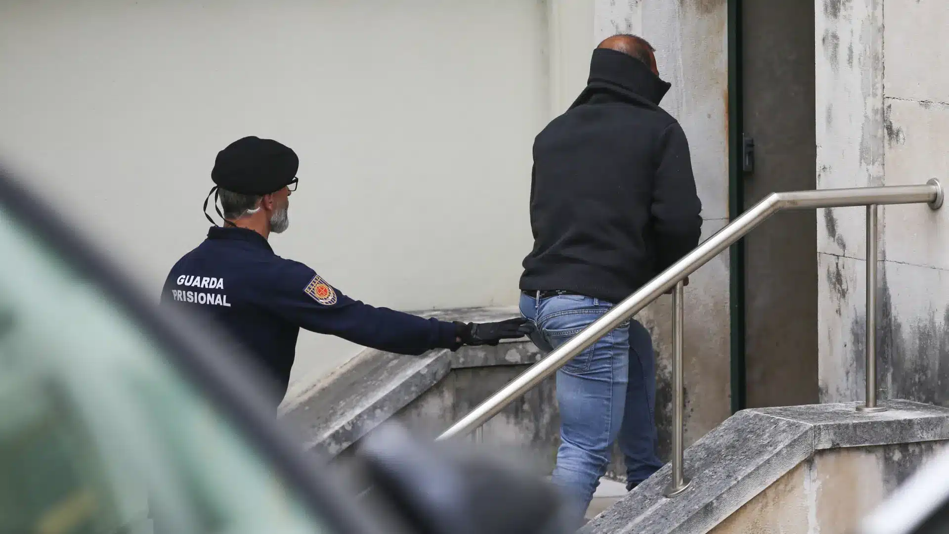 Les gardiens de prison ont un "niveau élevé de vulnérabilité au stress".