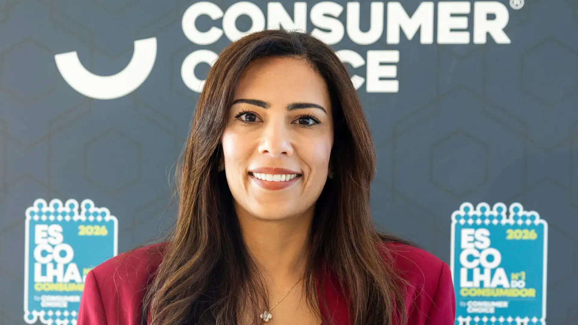 Les marques ne gagnent pas en parlant plus fort. Elles gagnent en étant cohérentes.