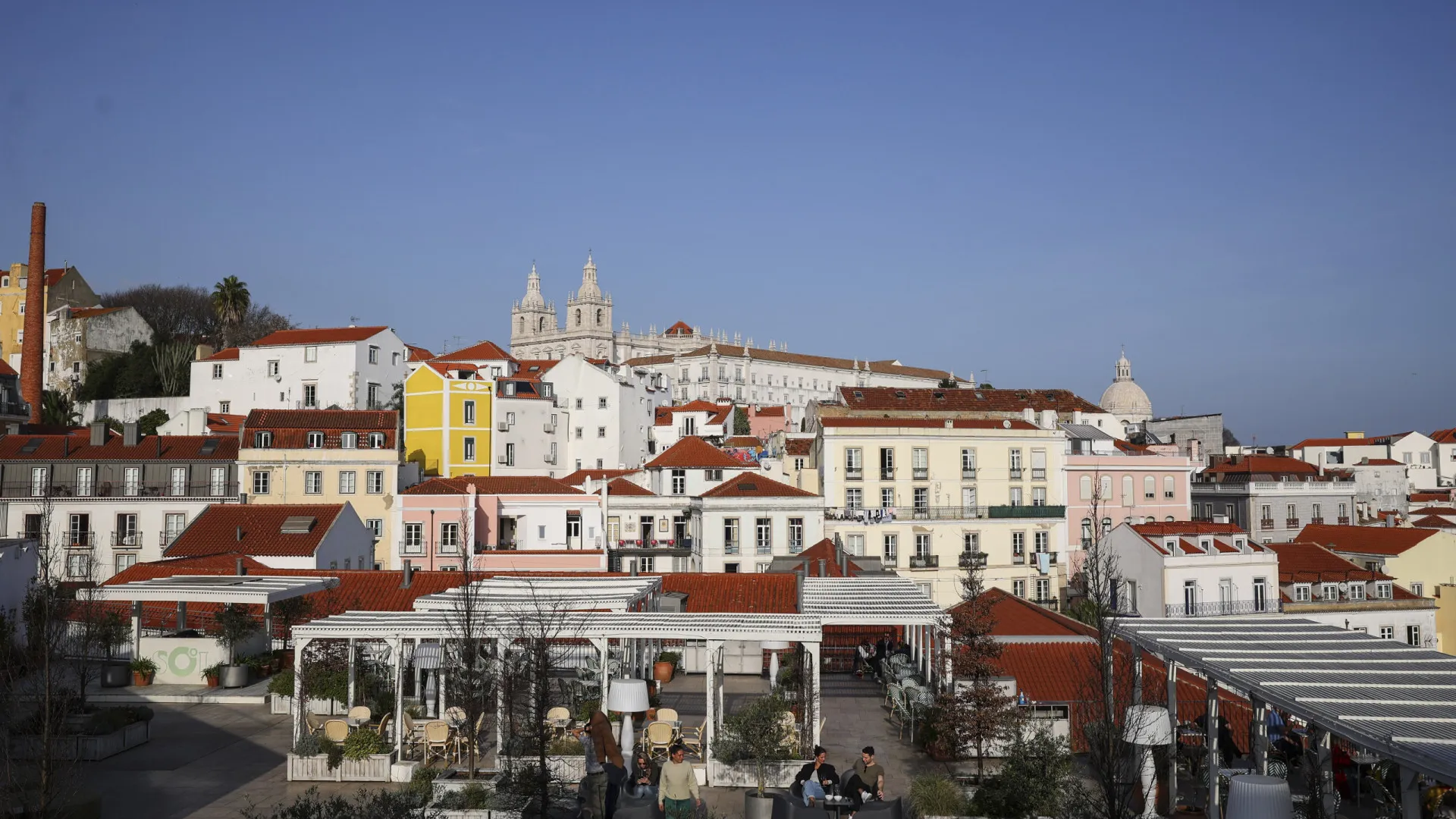 Les prix des maisons annoncées à la vente augmentent de 6,8 % en décembre.