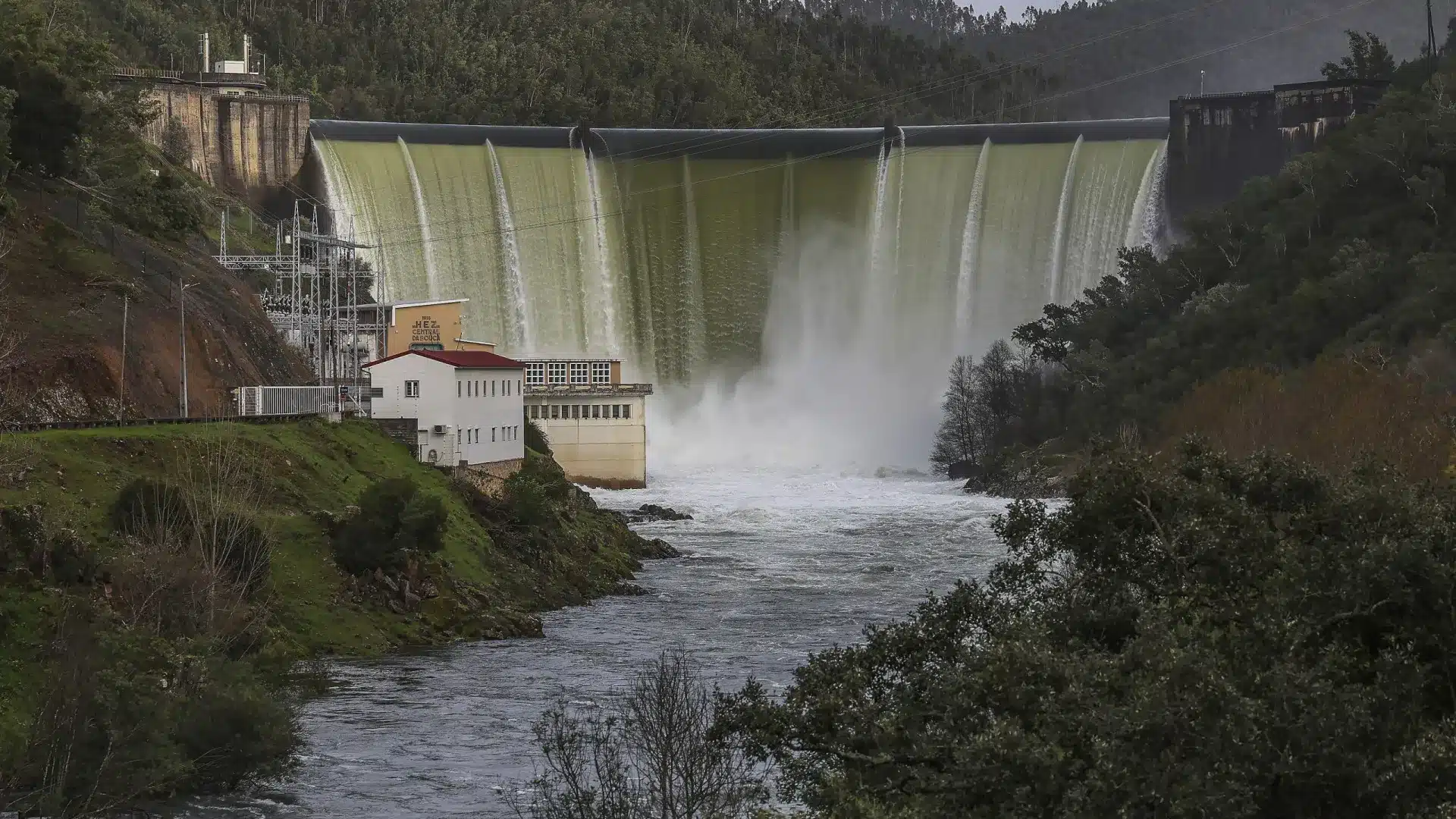 L'Espagne "n'enverra pas beaucoup d'eau" au Portugal ce week-end.