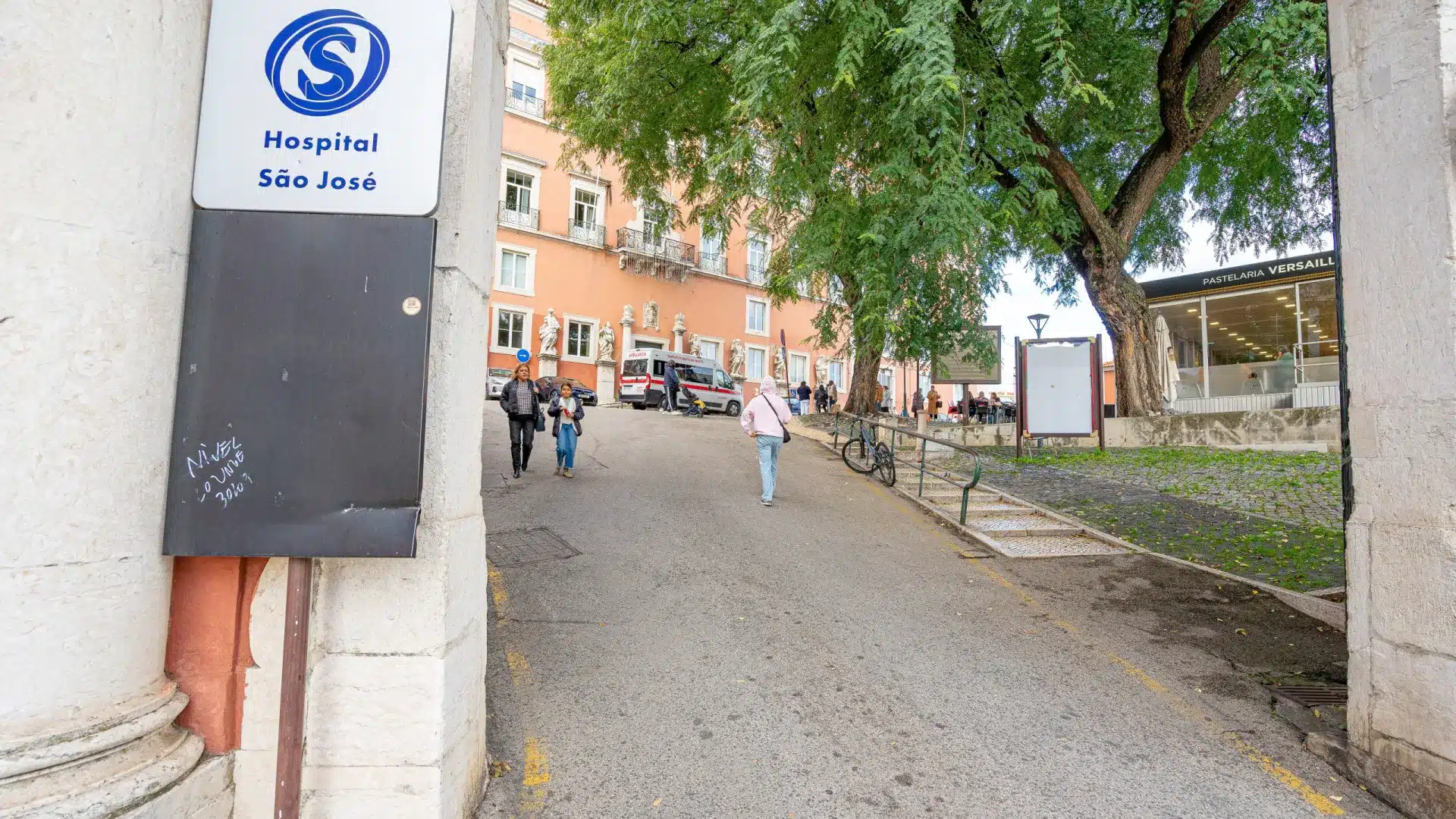 L'hôpital S. José échange des corps et ouvre une enquête : "Immédiatement rectifié"