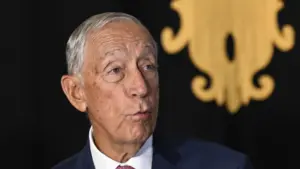 Marcelo refuse de commenter les élections, mais dit être "très éclairé".