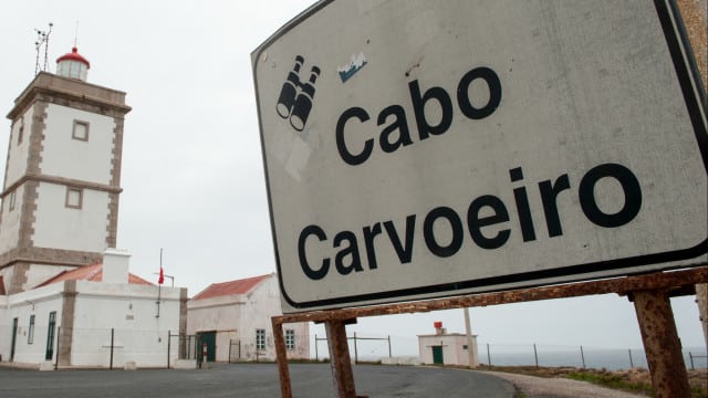 Mauvais temps justifie-t-il une absence au travail ? Le jour est-il payé ? Doit-il être compensé ?