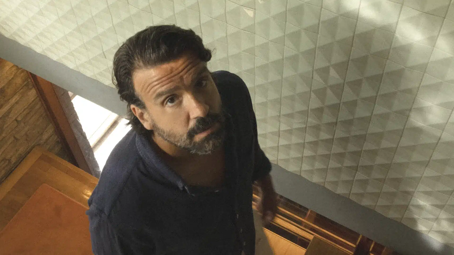 "Même si l'IA fait mes chansons mieux que moi, je continuerai à les faire"