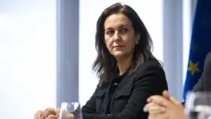 Ouvrir un concours pour gardiens de prison ? "Aussi tôt que possible"