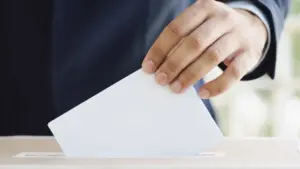 Plus de 10 700 élus votent aujourd'hui aux élections indirectes pour les CCDR.
